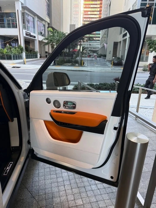 2021 Rolls-Royce Cullinan Black Badge - Image 18 of 20