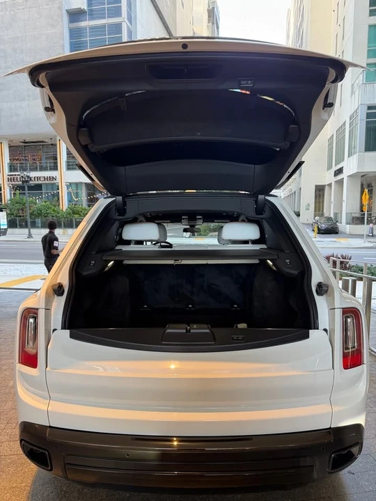 2021 Rolls-Royce Cullinan Black Badge - Image 15 of 20