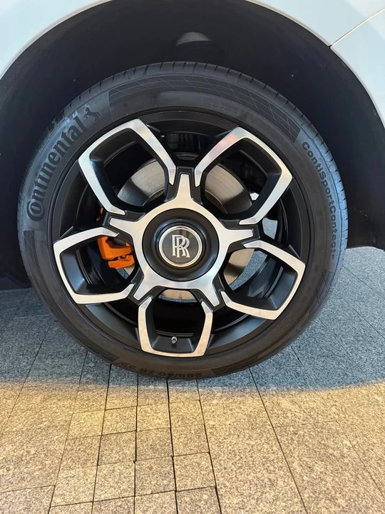 2021 Rolls-Royce Cullinan Black Badge - Image 6 of 20