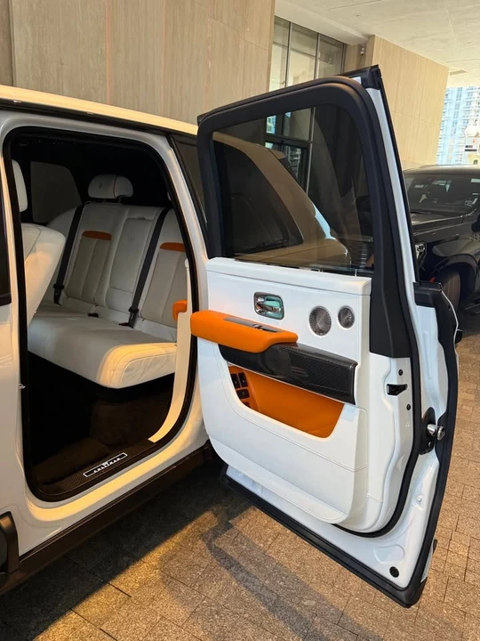 2021 Rolls-Royce Cullinan Black Badge - Image 10 of 20