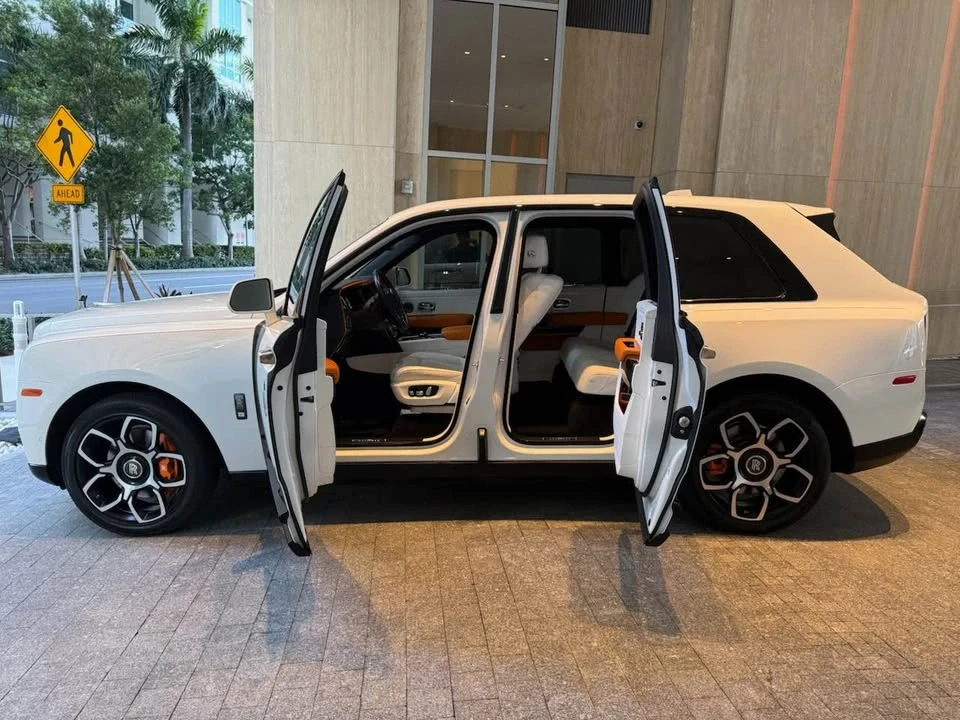 2021 Rolls-Royce Cullinan Black Badge - Image 2 of 4