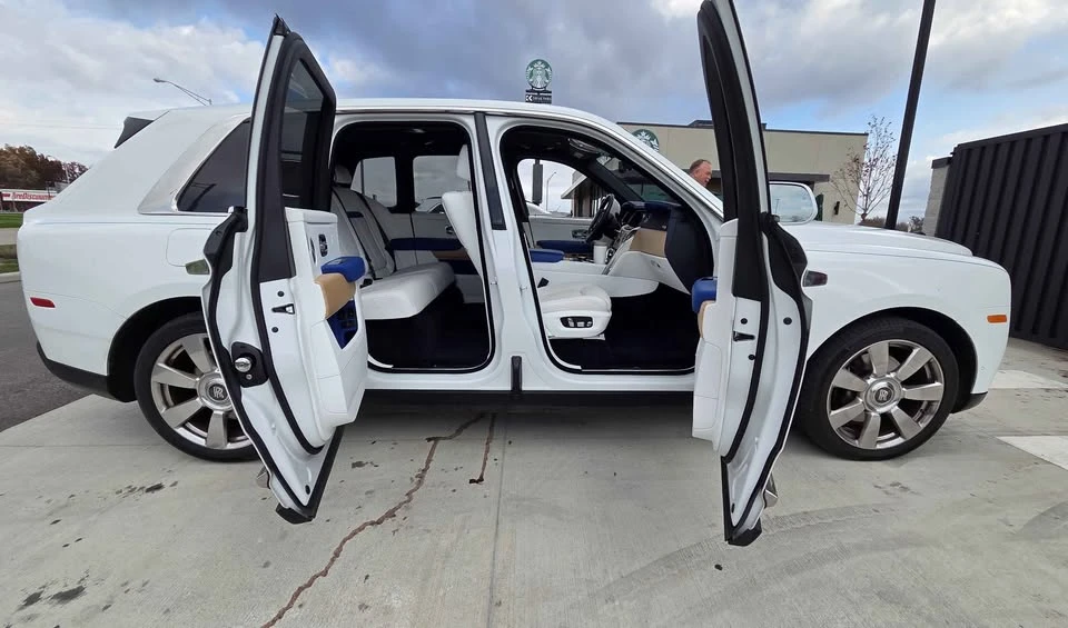2021 Rolls-Royce Cullinan - Image 18 of 20