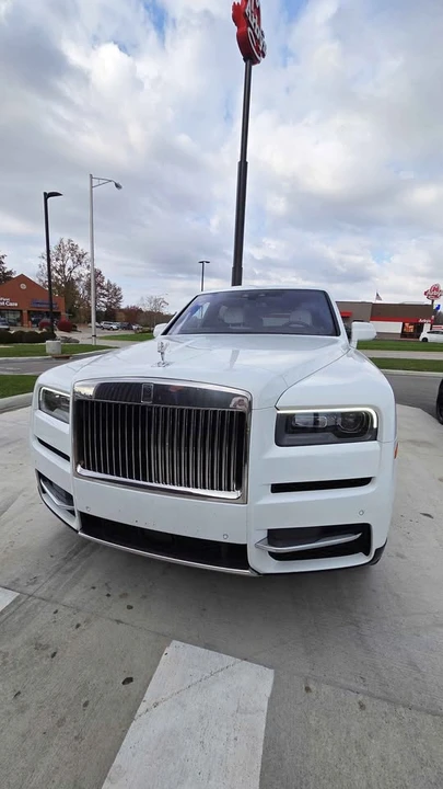 2021 Rolls-Royce Cullinan - Image 2 of 20