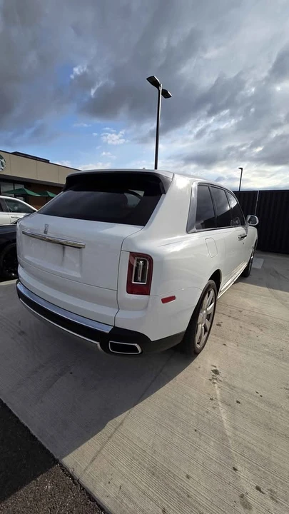 2021 Rolls-Royce Cullinan - Image 8 of 20
