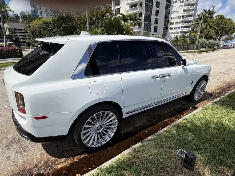 2021 Rolls-Royce Cullinan - Image 2 of 8
