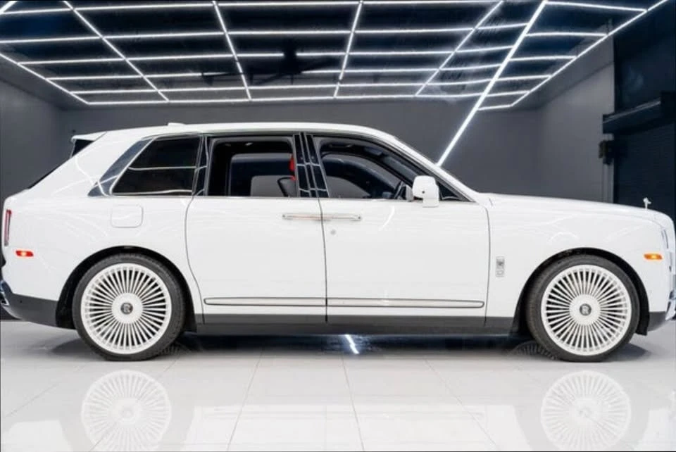 2021 Rolls-Royce Cullinan - Image 8 of 15
