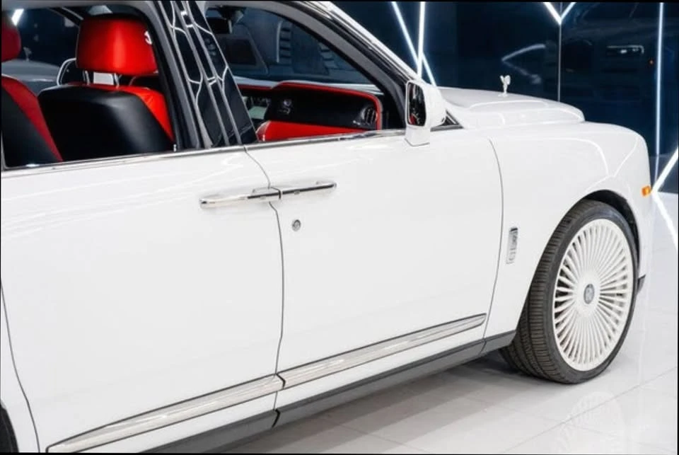2021 Rolls-Royce Cullinan - Image 11 of 15
