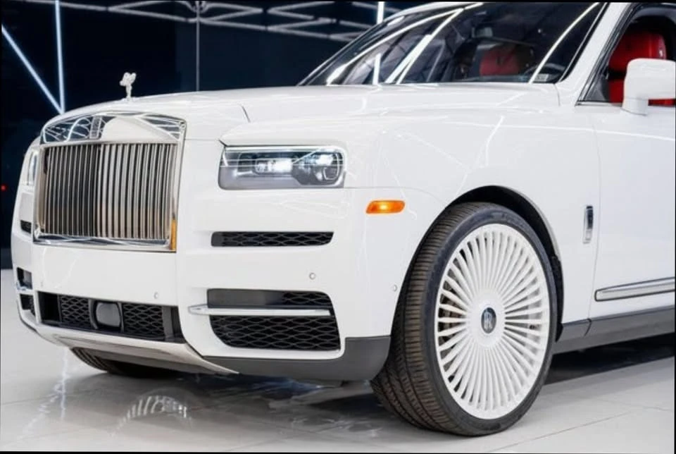 2021 Rolls-Royce Cullinan - Image 3 of 15