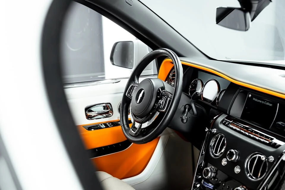 2021 Rolls-Royce Cullinan Black Badge - Image 2 of 19