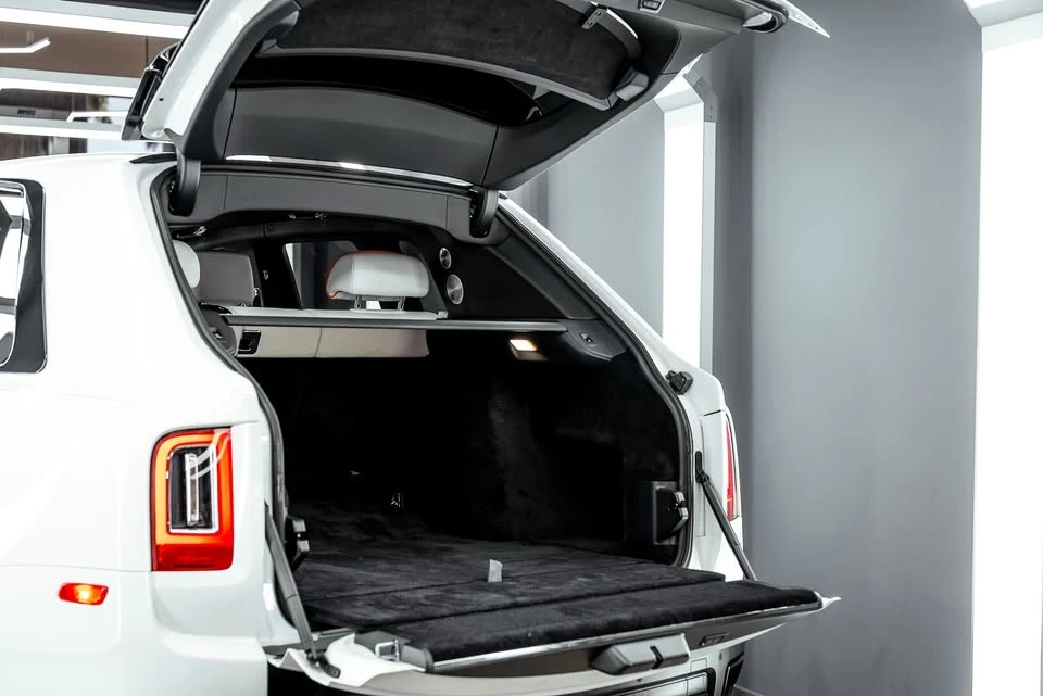 2021 Rolls-Royce Cullinan Black Badge - Image 4 of 19