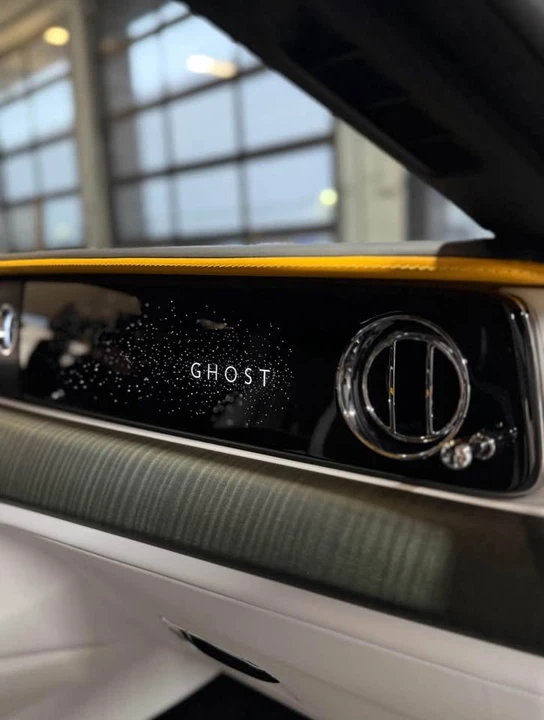 2021 Rolls-Royce Ghost 2nd Gen - Image 9 of 15