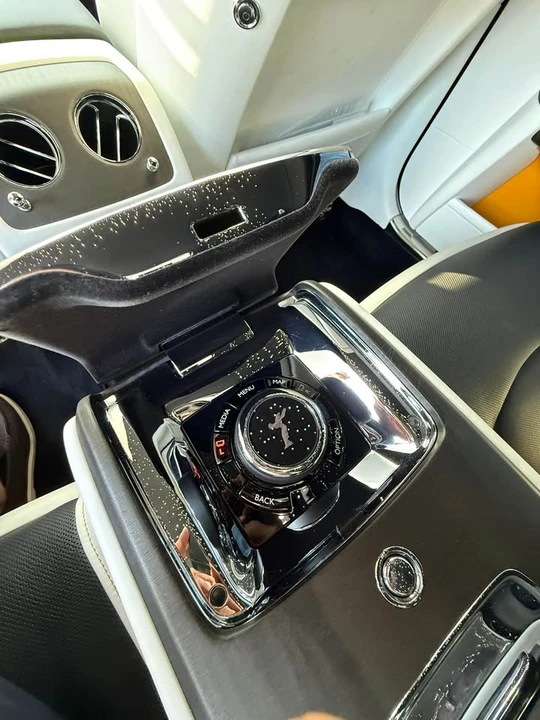 2021 Rolls-Royce Ghost 2nd Gen - Image 9 of 17