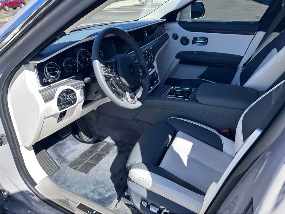 2021 Rolls-Royce Ghost 2nd Gen - Image 6 of 19