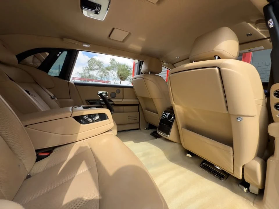 2021 Rolls-Royce Phantom VIII - Image 19 of 19