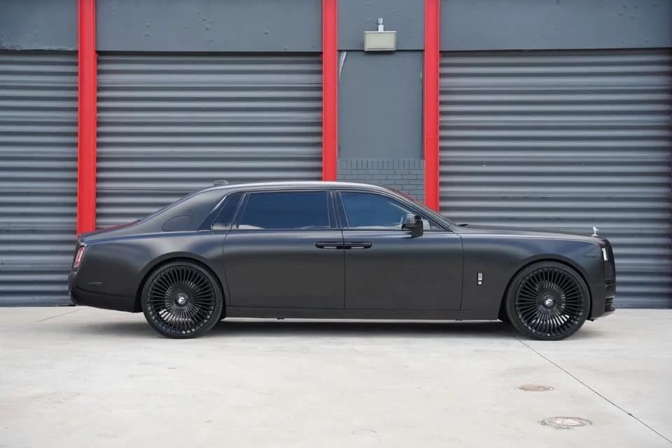 2021 Rolls-Royce Phantom VIII - Image 5 of 10