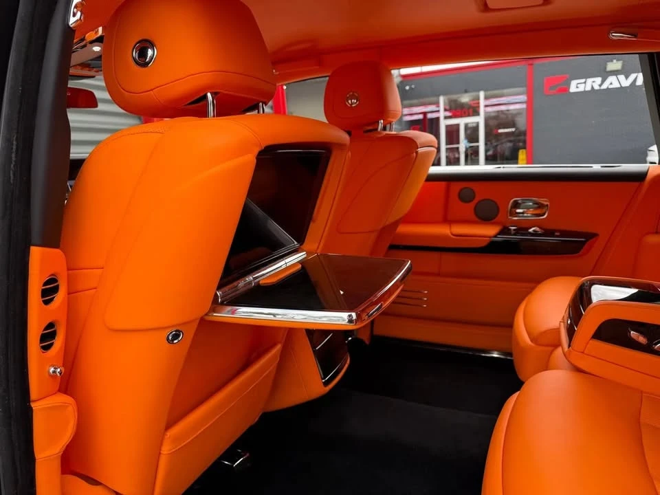 2021 Rolls-Royce Phantom VIII - Image 9 of 10
