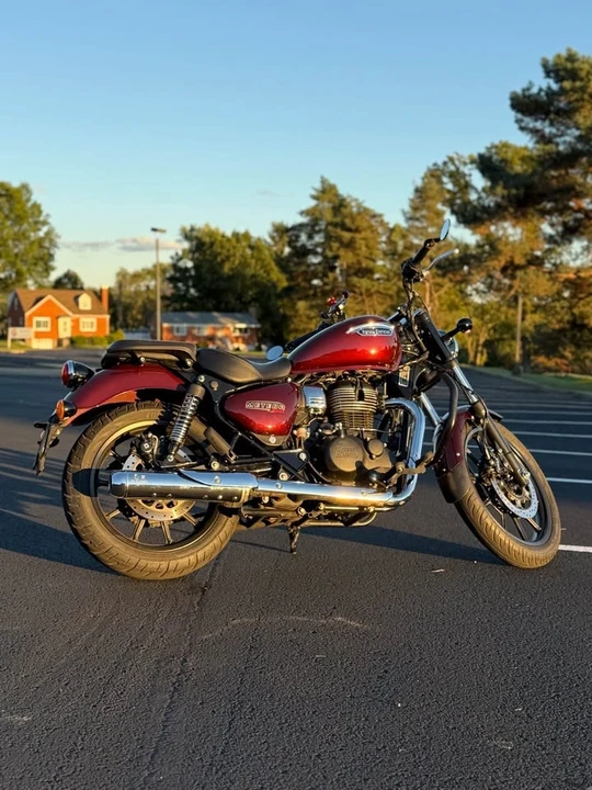 2021 Royal Enfield - Image 2 of 5