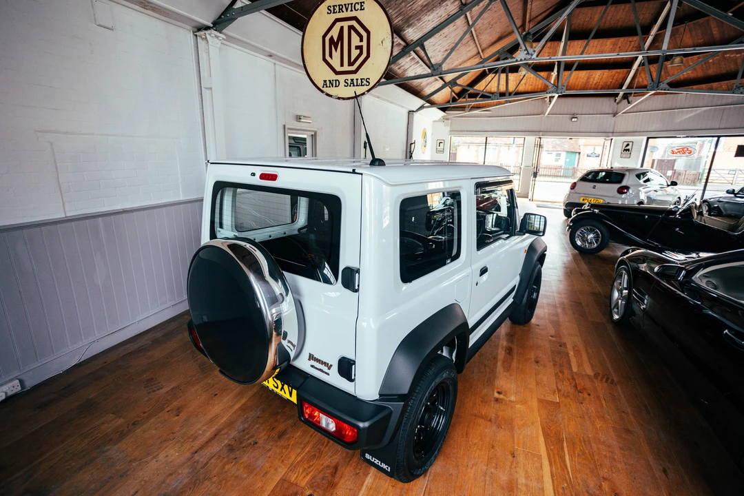 2021 Suzuki Jimny 4th Gen - Image 16 of 31