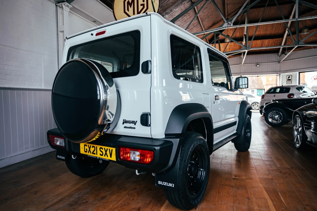 2021 Suzuki Jimny 4th Gen - Image 17 of 31