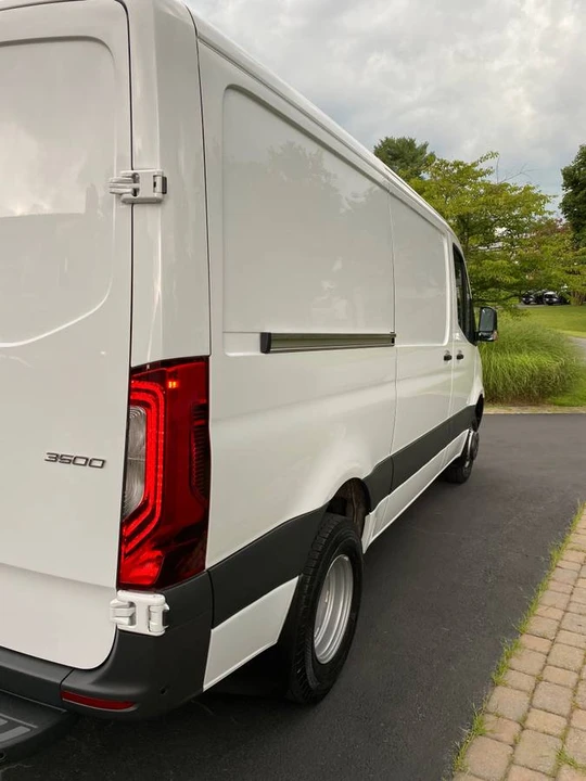 2021 Mercedes-Benz VS30 Sprinter - Image 13 of 14
