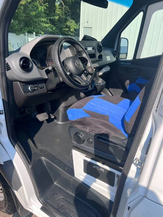 2021 Mercedes-Benz VS30 Sprinter - Image 9 of 22