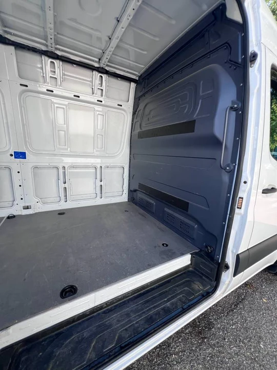 2021 Mercedes-Benz VS30 Sprinter - Image 16 of 22