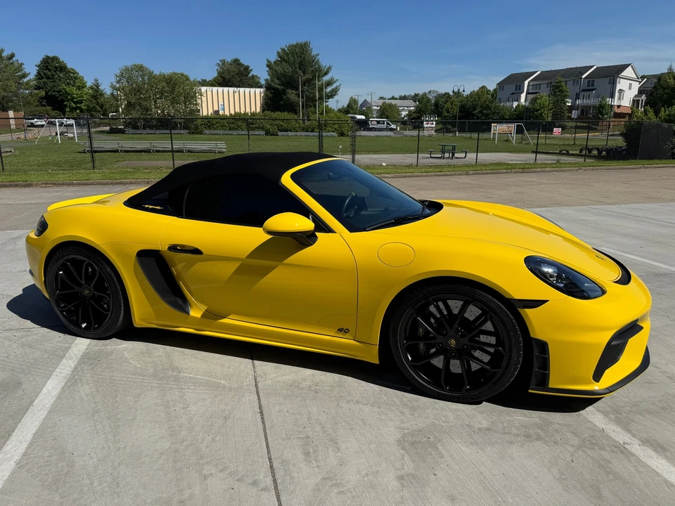 2021 Porsche 718 Boxster Spyder - Image 2 of 10