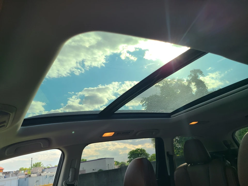2021 Subaru - Image 25 of 27