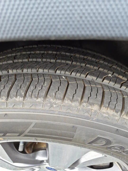 2021 Subaru - Image 9 of 12