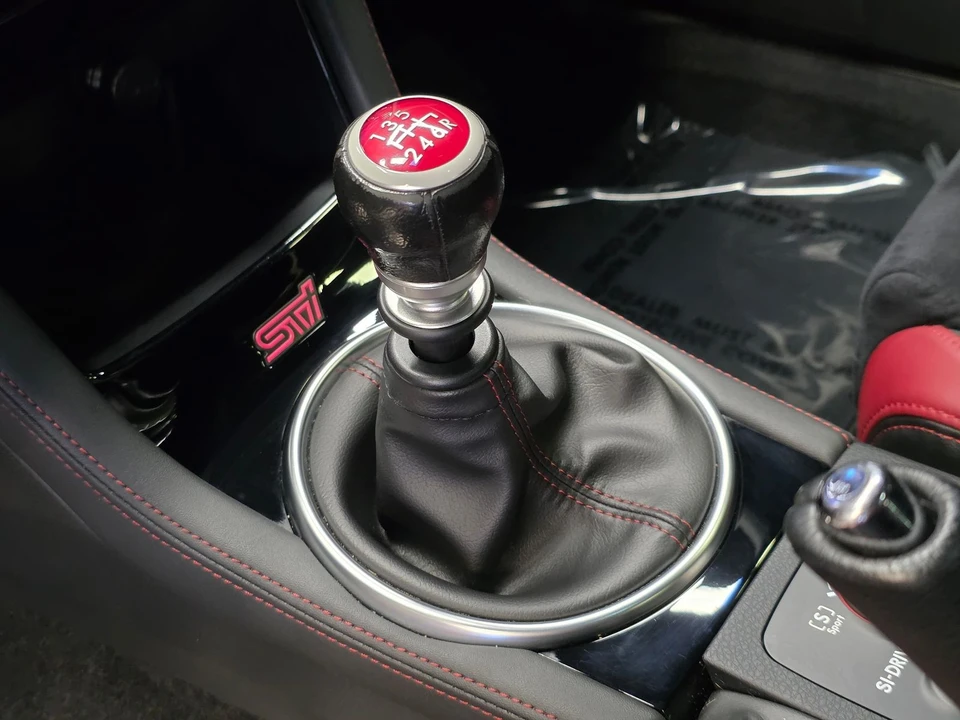 2021 Subaru Impreza WRX STi 4th Gen - Image 27 of 31