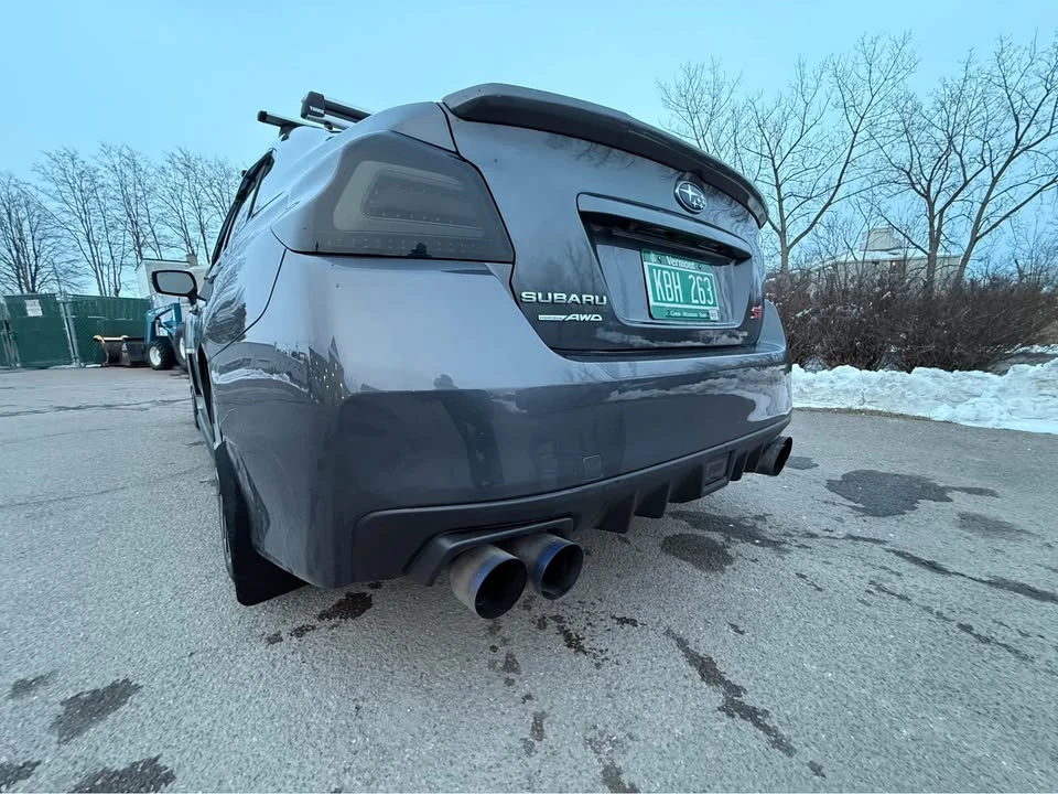 2021 Subaru - Image 11 of 20