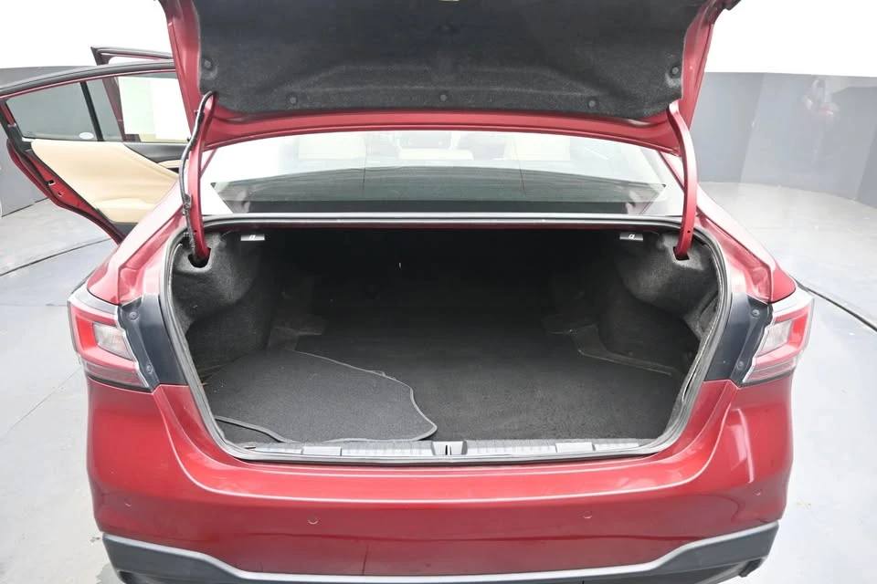 2021 Subaru Legacy 7th Gen - Image 12 of 12