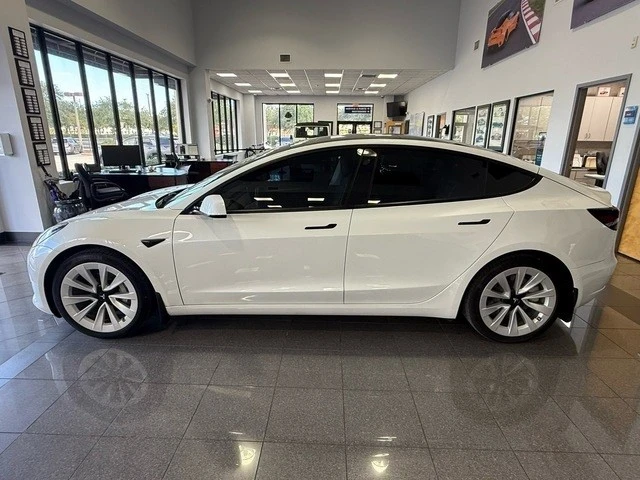 2021 Tesla Model 3 - Image 2 of 12