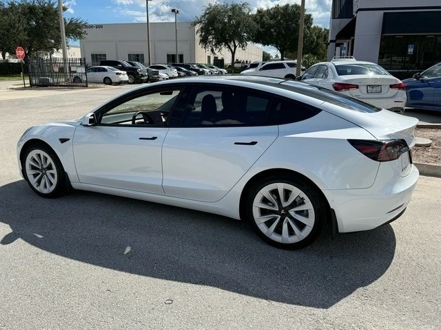 2021 Tesla Model 3 - Image 10 of 12