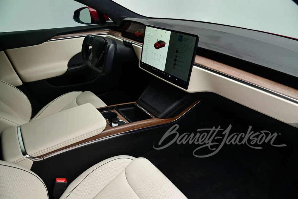 2021 Tesla Model S Plaid - Image 11 of 28
