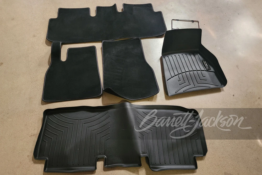 2021 Tesla Model S Plaid - Image 15 of 28