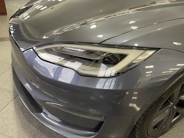 2021 Tesla Model S Plaid - Image 10 of 21