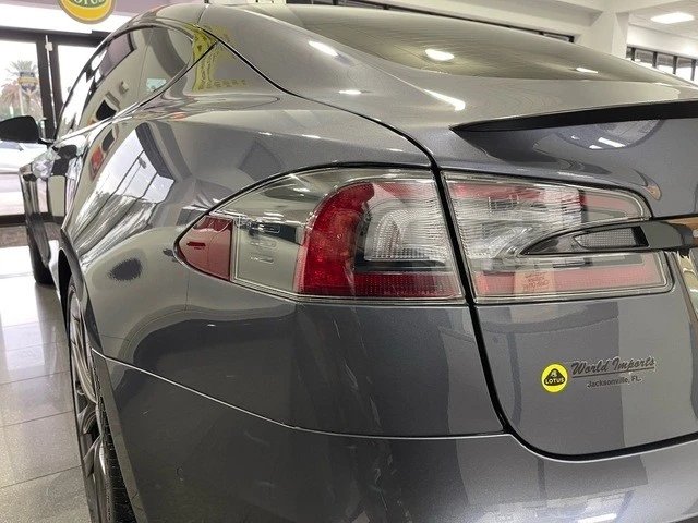 2021 Tesla Model S Plaid - Image 14 of 21