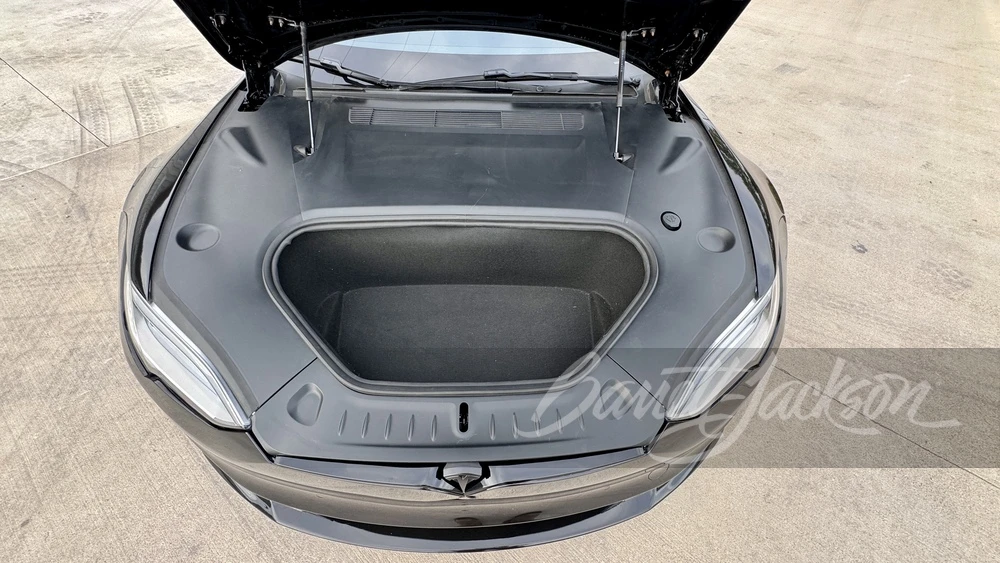 2021 Tesla Model S Plaid - Image 9 of 13