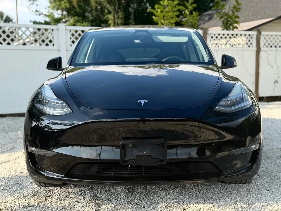 2021 Tesla Model Y - Image 2 of 10