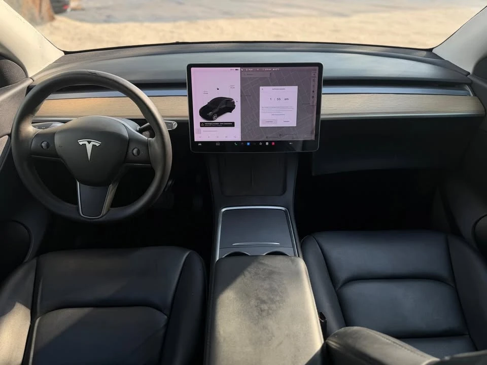 2021 Tesla Model Y - Image 5 of 10