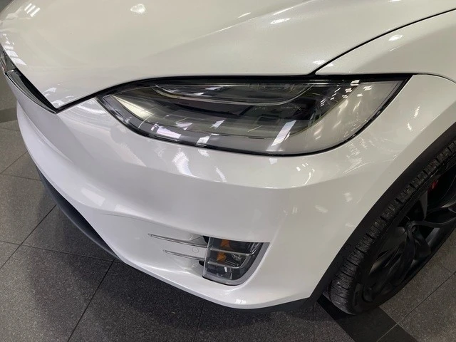 2021 Tesla Model X Plaid - Image 10 of 12
