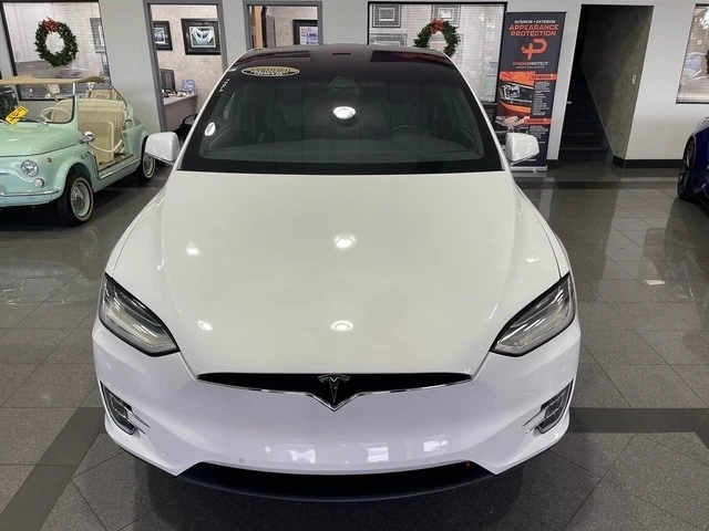2021 Tesla Model X Plaid - Image 9 of 12