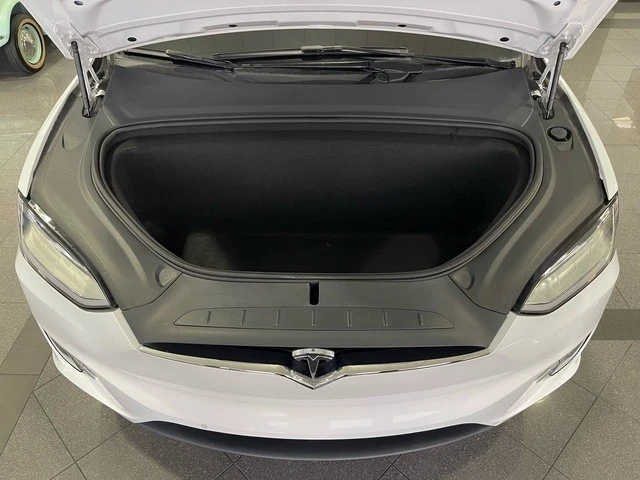 2021 Tesla Model X Plaid - Image 19 of 21