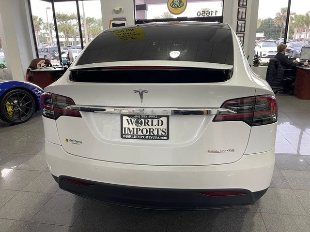 2021 Tesla Model X Plaid - Image 8 of 12