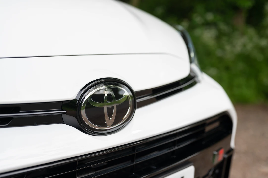 2021 Toyota Yaris - Image 23 of 31