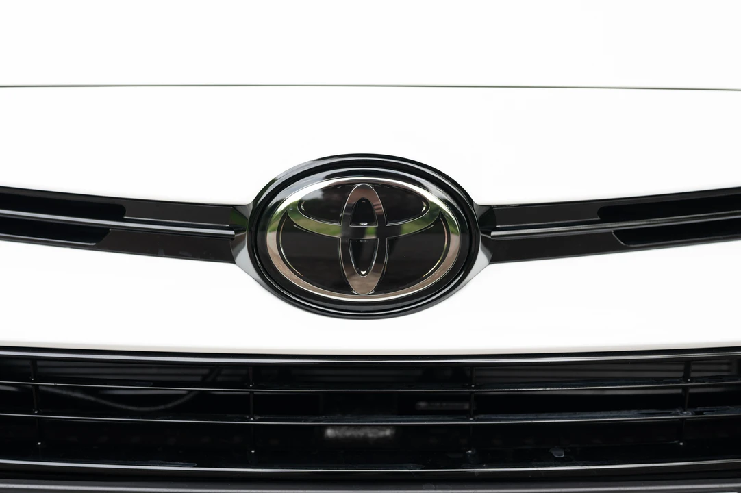 2021 Toyota Yaris - Image 27 of 31