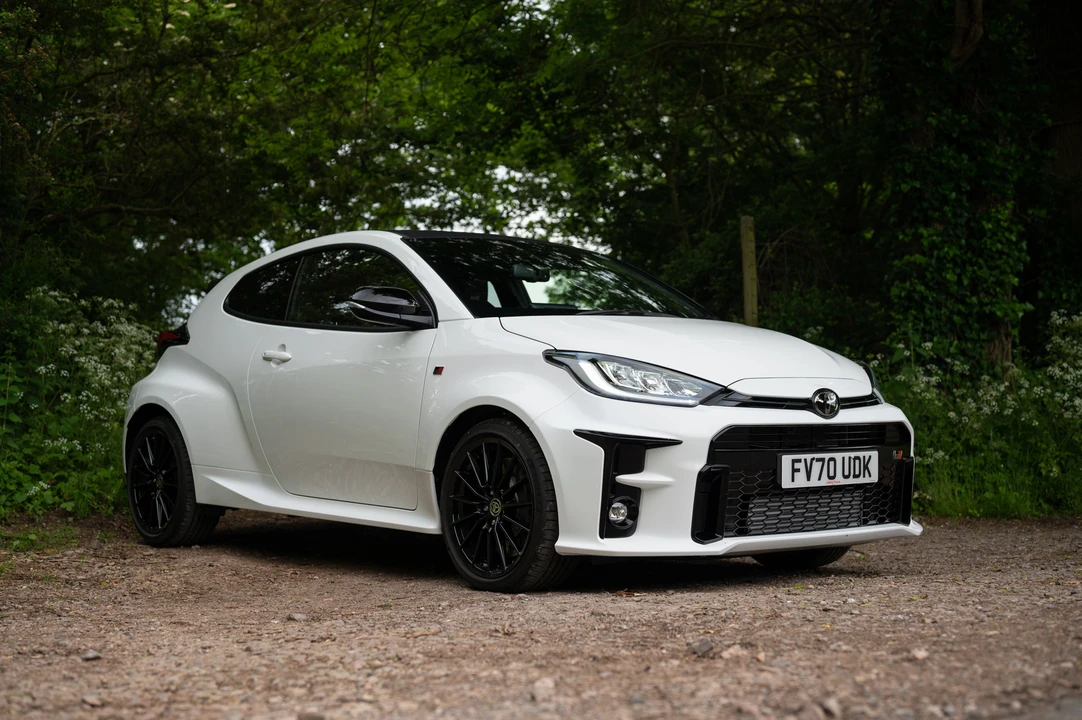 2021 Toyota Yaris - Image 9 of 31