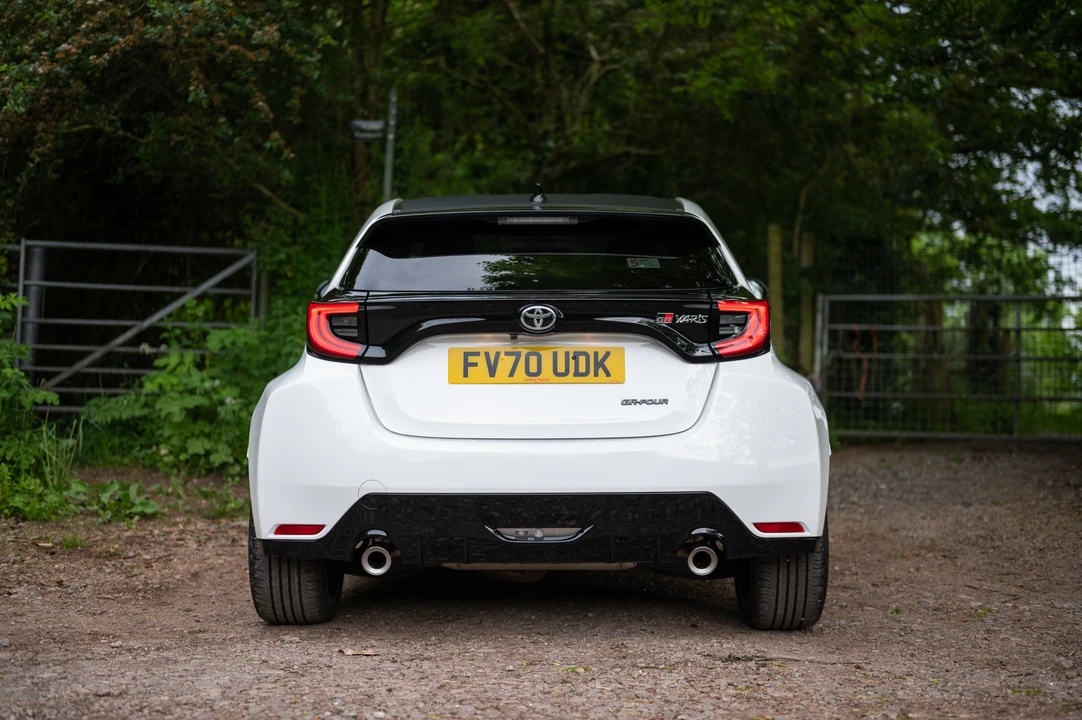2021 Toyota Yaris - Image 17 of 31