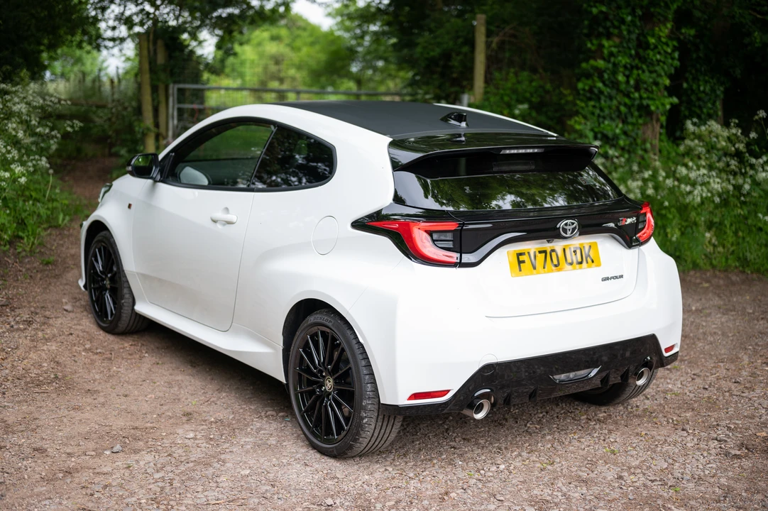2021 Toyota Yaris - Image 18 of 31